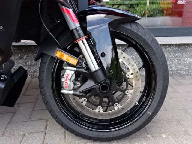 ktm - 1290-super-duke-gt