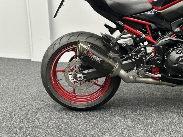kawasaki - z900-performance