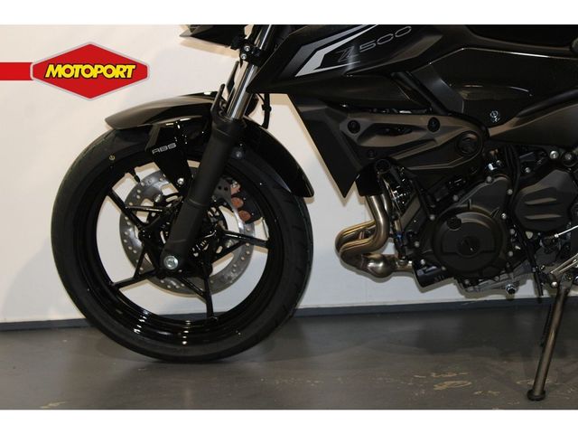 kawasaki - z-500
