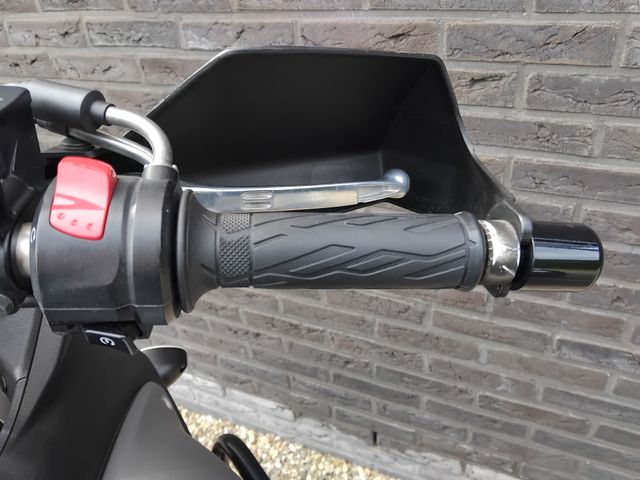 suzuki - v-strom-650