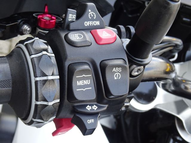 bmw - f-750-gs