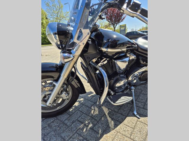 yamaha - xvs-1300-a-midnight-star