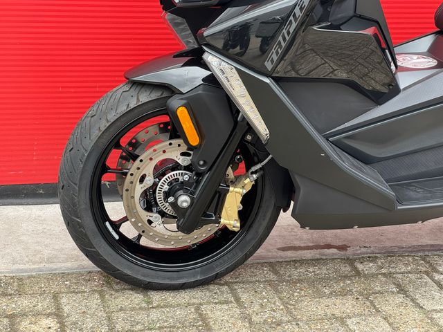 bmw - c-400-gt
