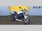 TRIUMPH STREET TRIPLE