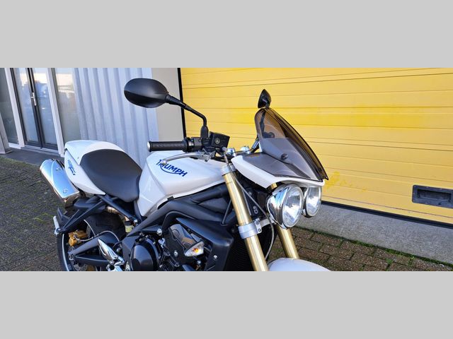 triumph - street-triple