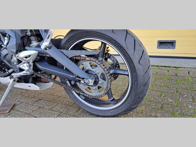 triumph - street-triple