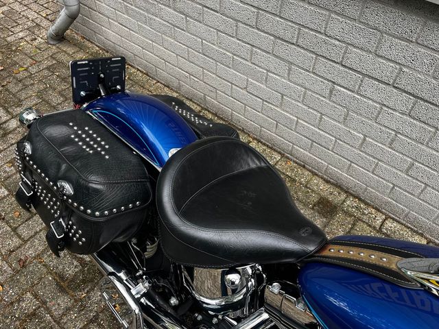 harley-davidson - heritage-softail-classic-flstc