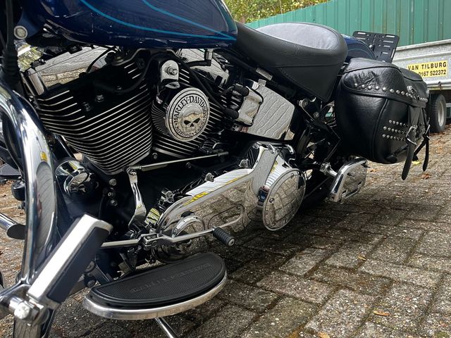 harley-davidson - heritage-softail-classic-flstc