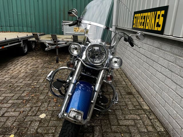 harley-davidson - heritage-softail-classic-flstc