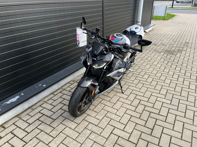 bmw - m-1000-r