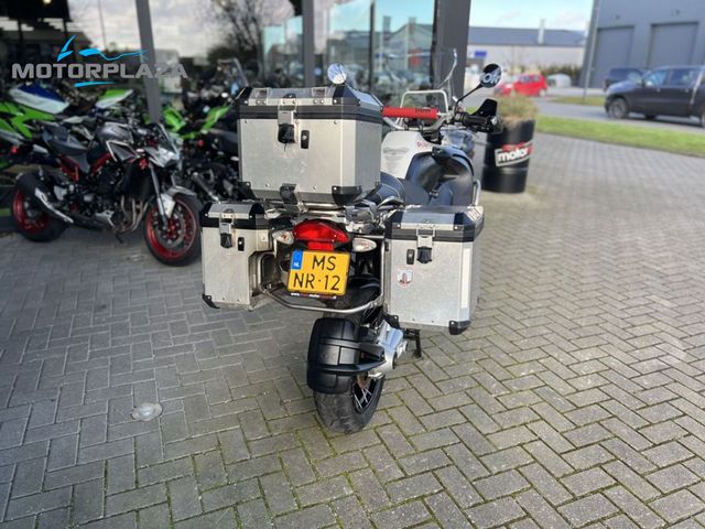 bmw - r-1200-gs-adventure