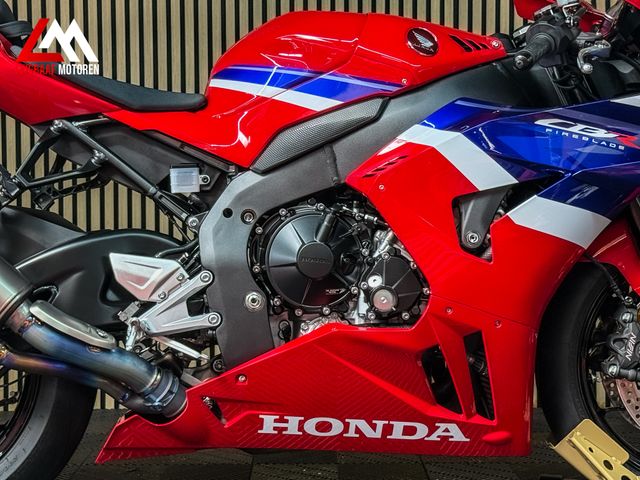 honda - cbr-1000-rr-r-fireblade