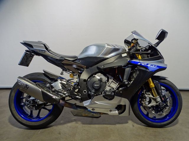 yamaha - yzf-r1m