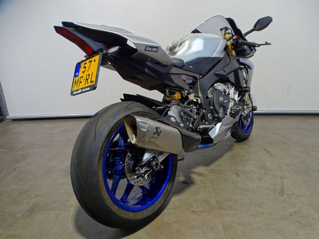 yamaha - yzf-r1m