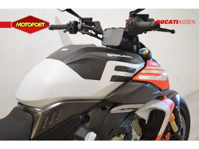 DUCATI DIAVEL V4 RS – foto 4