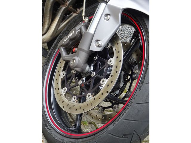 triumph - street-triple-r