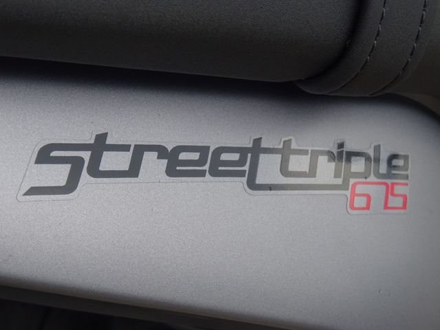 triumph - street-triple-r