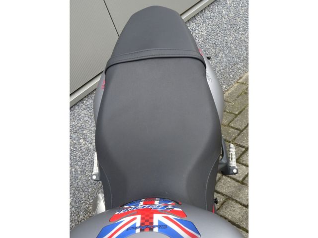 triumph - street-triple-r