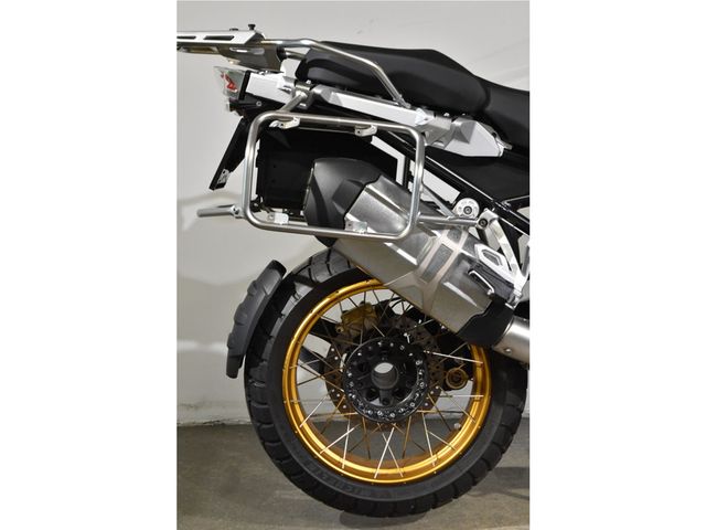 bmw - r-1250-gs-adventure
