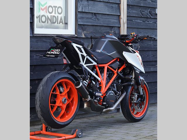 ktm - 1290-super-duke-r