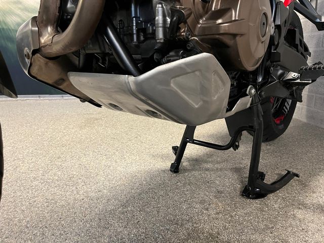 honda - crf-1100-l-africa-twin-dct