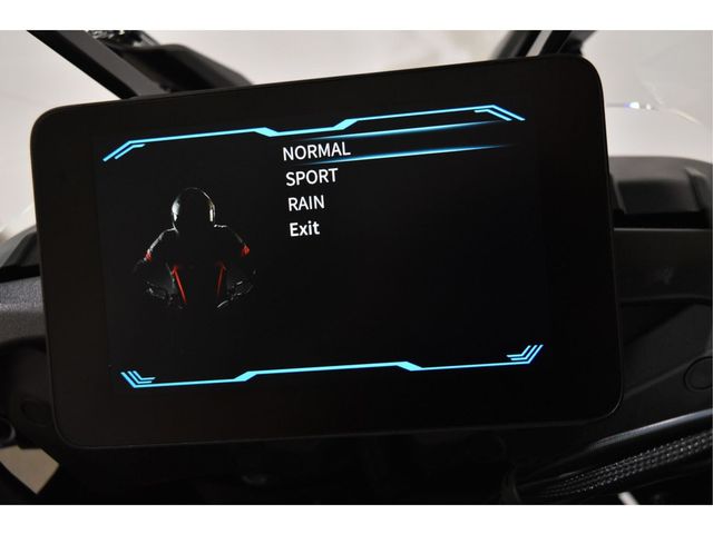 QJMOTOR - srt-900-sx-touring