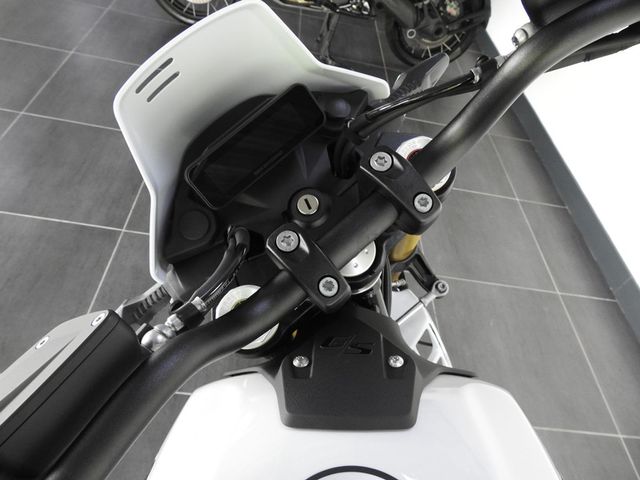 bmw - r-12-g-s