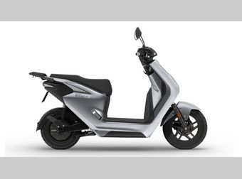 Honda EM 1 E 2026 nieuw