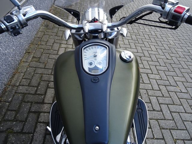 yamaha - xv-1900-midnight-star