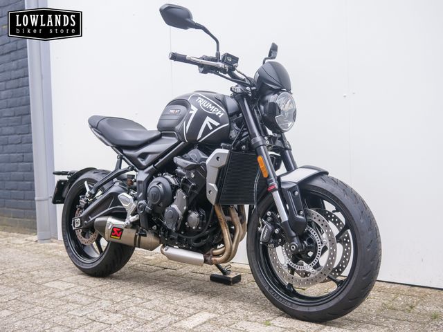 triumph - trident-660