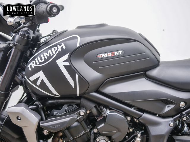 triumph - trident-660