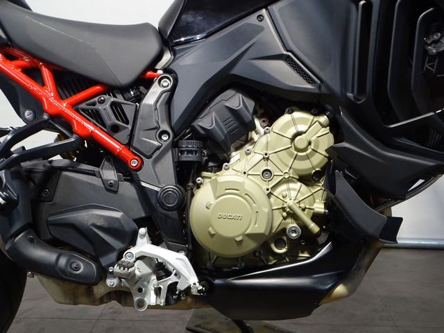 ducati - multistrada-v4-pikes-peak