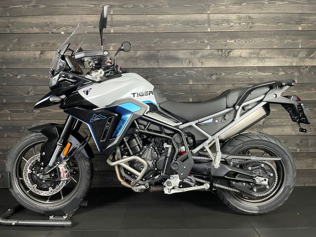 triumph - tiger-900-alpine-edition