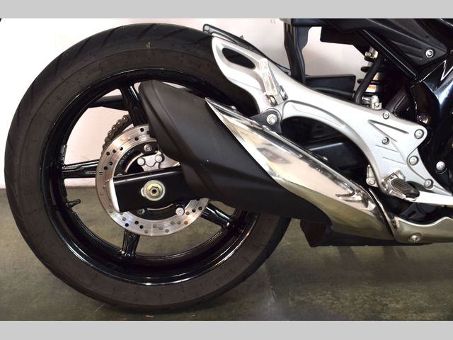 suzuki - sfv-650-gladius