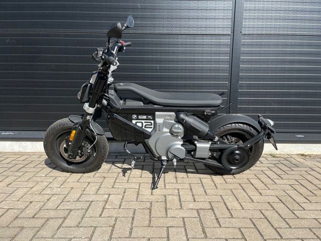 bmw - ce-02