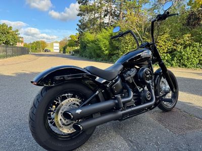 HARLEY-DAVIDSON SOFTAIL STREET BOB – foto 3
