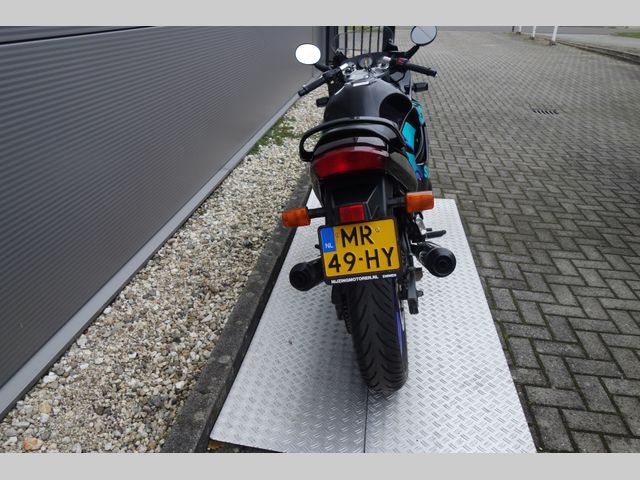 suzuki - gsx--600-f-katana