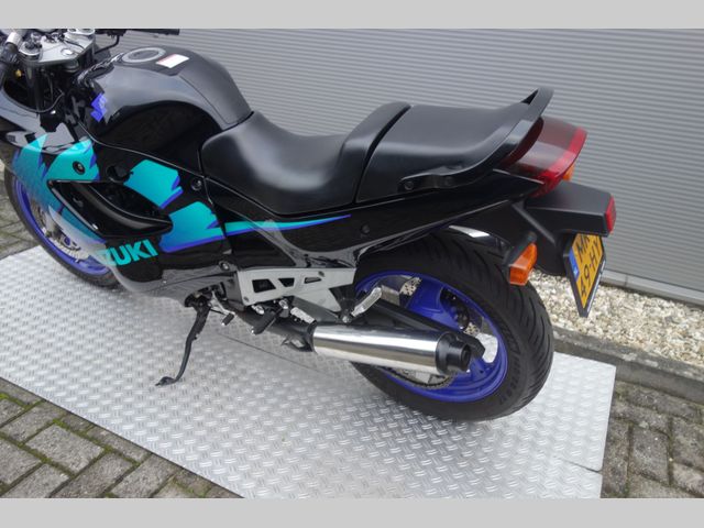 suzuki - gsx--600-f-katana