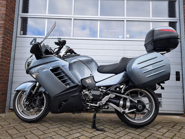 kawasaki - gtr-1400-grand-tourer