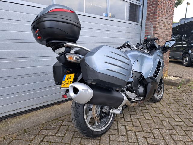 kawasaki - gtr-1400-grand-tourer