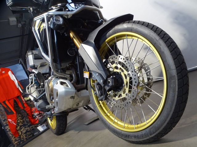 honda - crf-1100-l-africa-twin-adventure-sports
