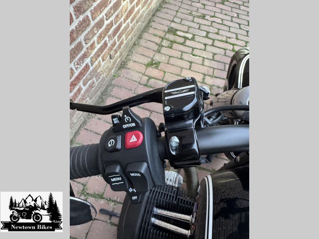 bmw - r-18