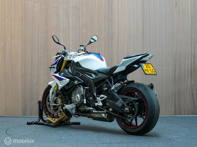 bmw - s-1000-r