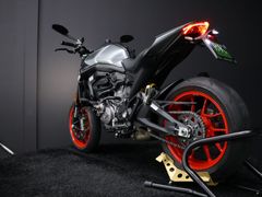 Ducati Monster + | Termignoni 2022 occasion – foto 10 van 23