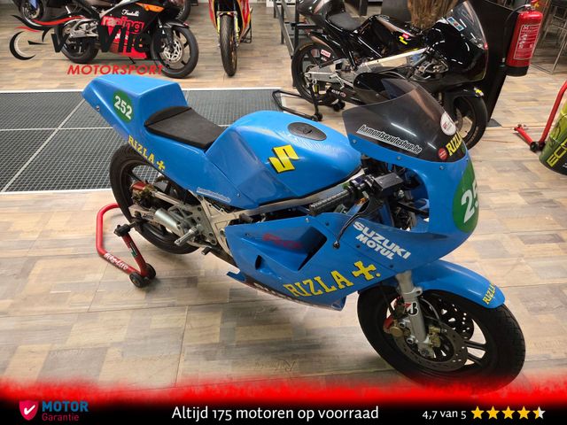 suzuki - rg-250
