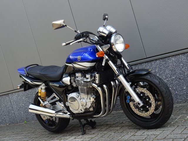 yamaha - xjr-1300