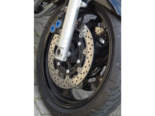 yamaha - xjr-1300