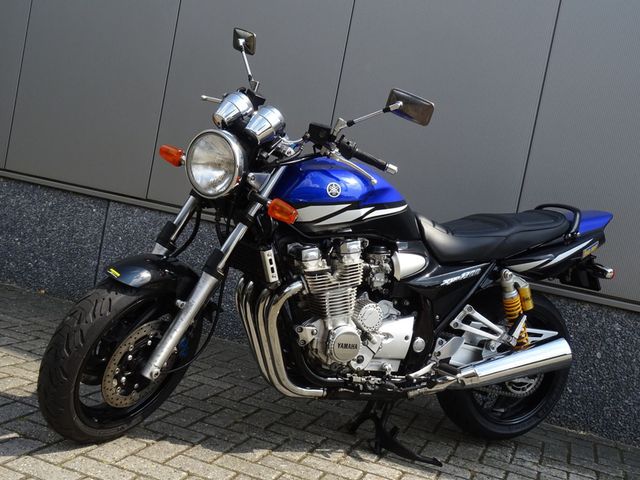yamaha - xjr-1300