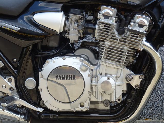 yamaha - xjr-1300