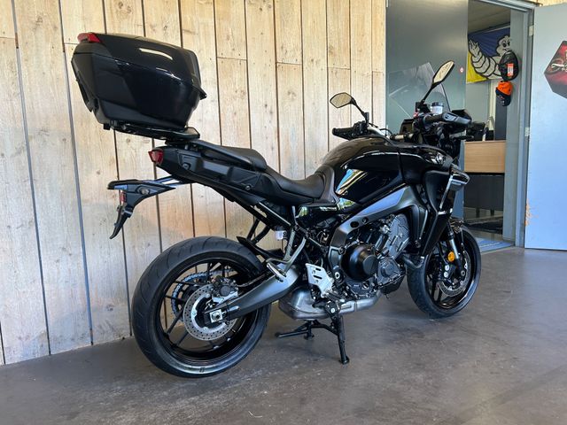 yamaha - tracer-9